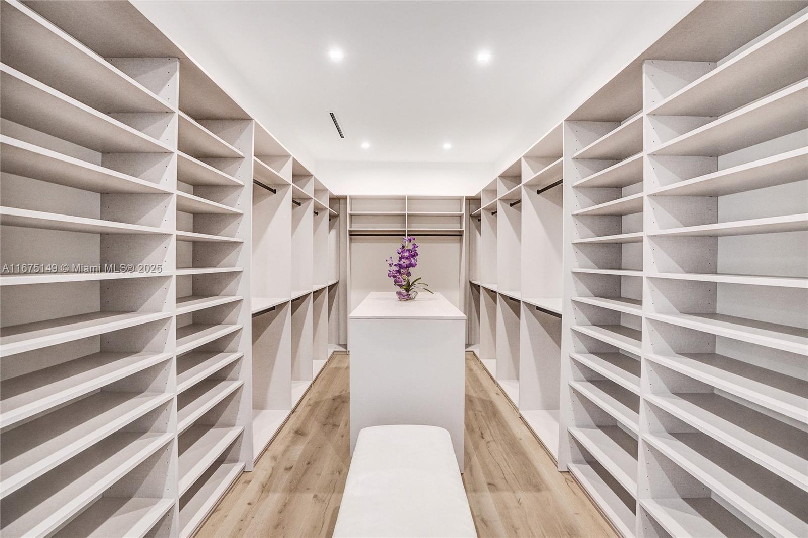 BRIERCLIFF SUB - Residential