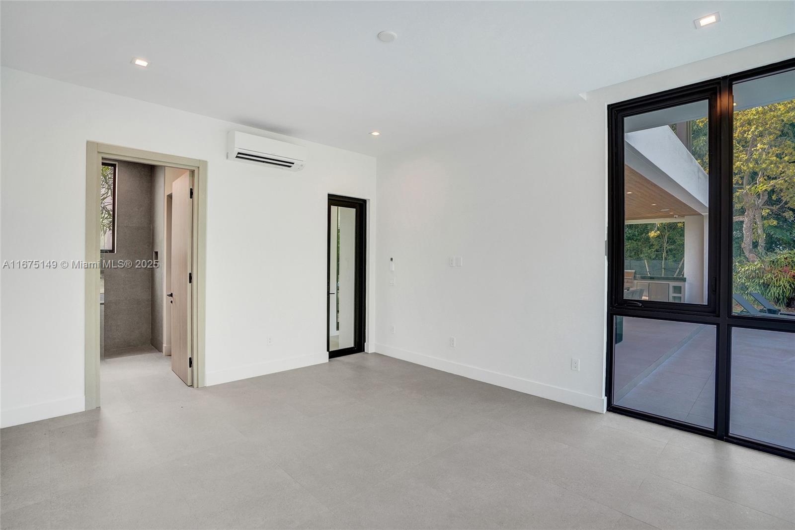 BRIERCLIFF SUB - Residential