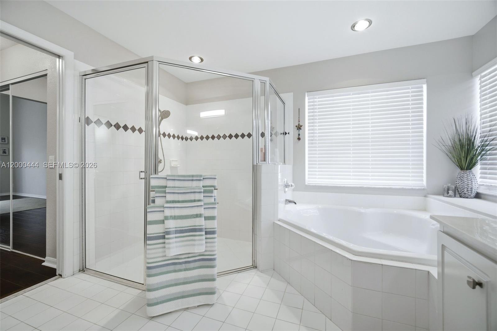 FOREST RIDGE SINGLE FAMIL - Residential