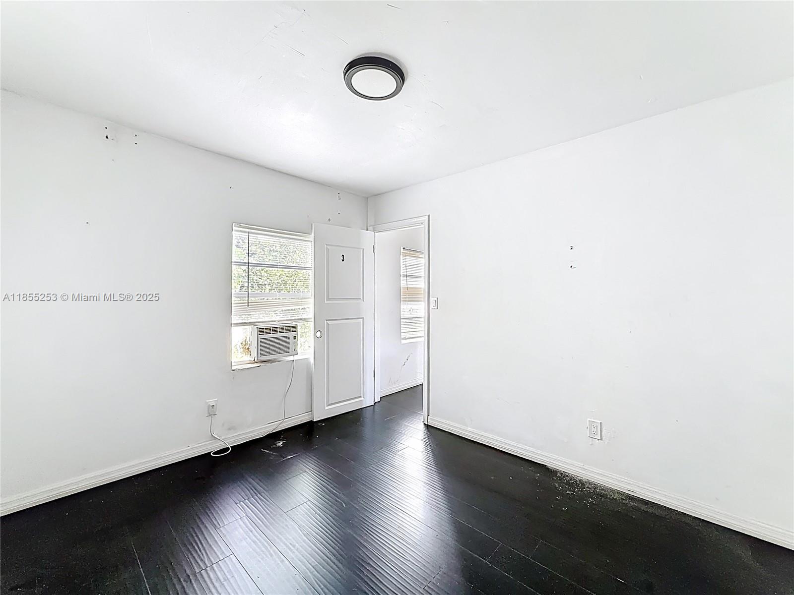 BISCAYNE HEIGHTS - Residential