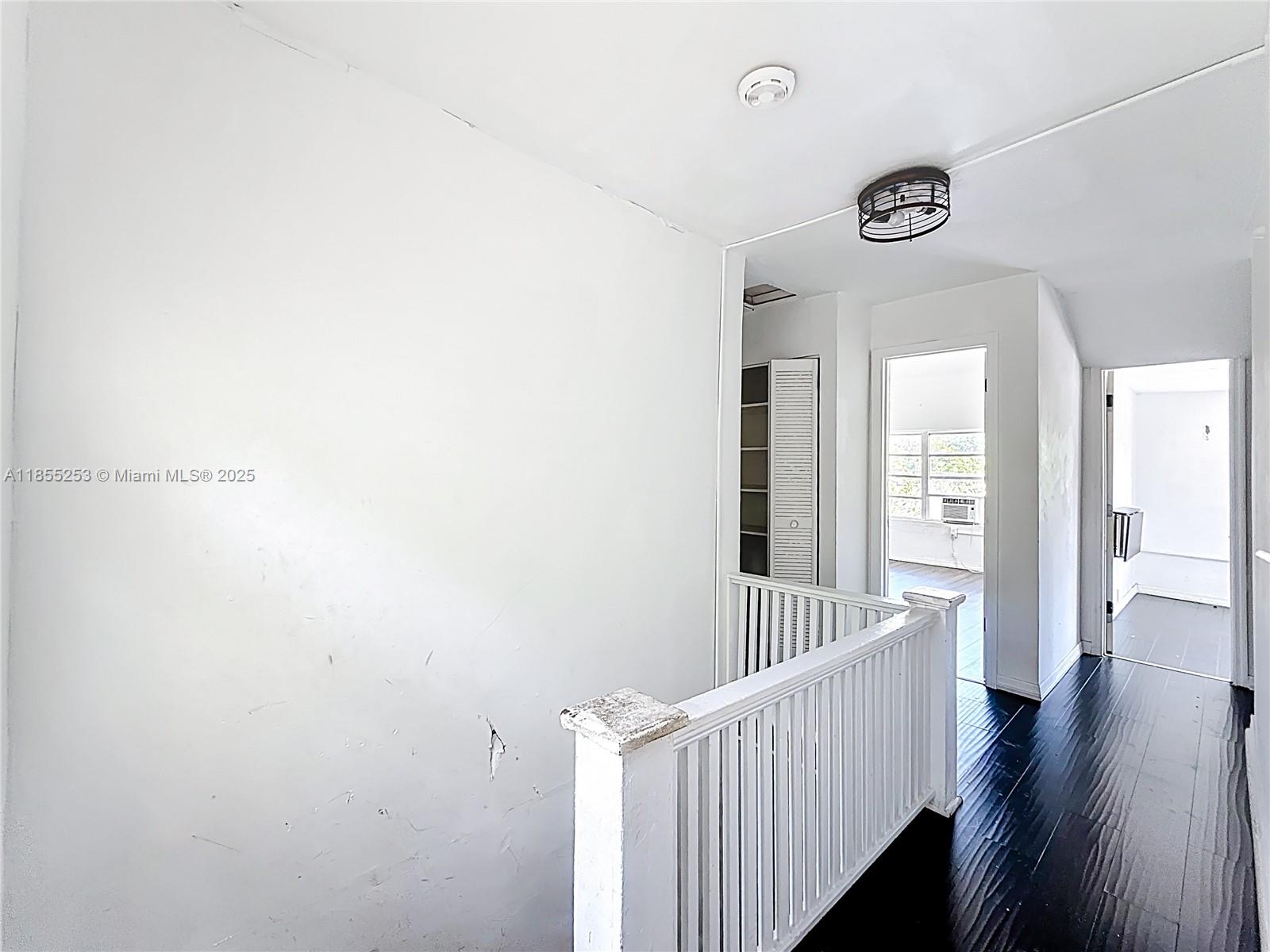 BISCAYNE HEIGHTS - Residential