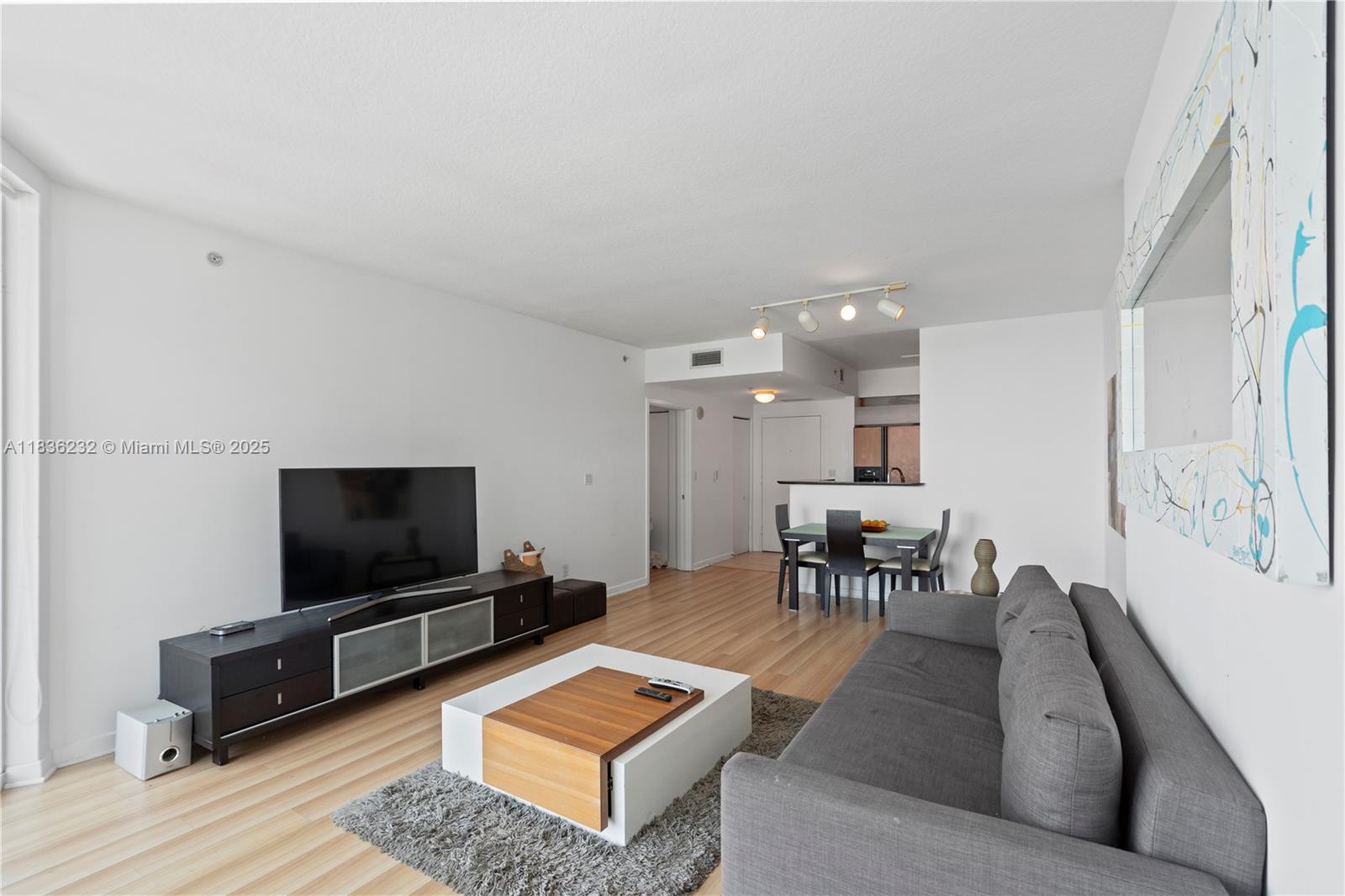 ONE MIAMI EAST CONDO - Residential