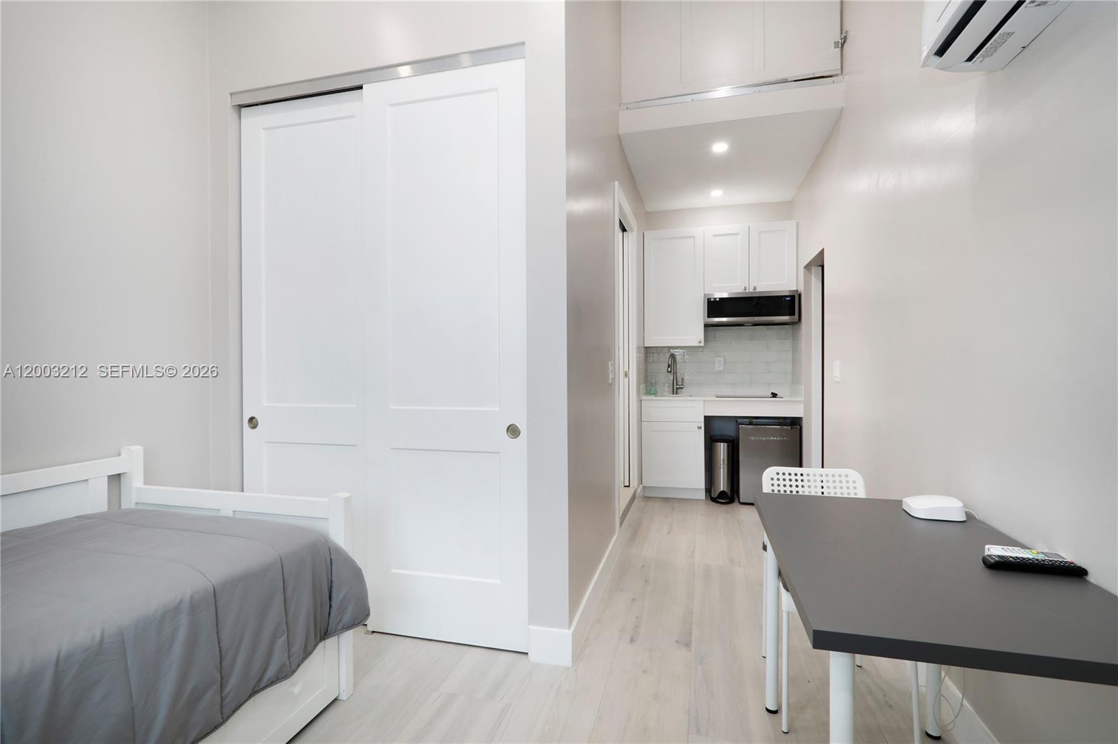 SOUTH VEDADO - Residential Lease