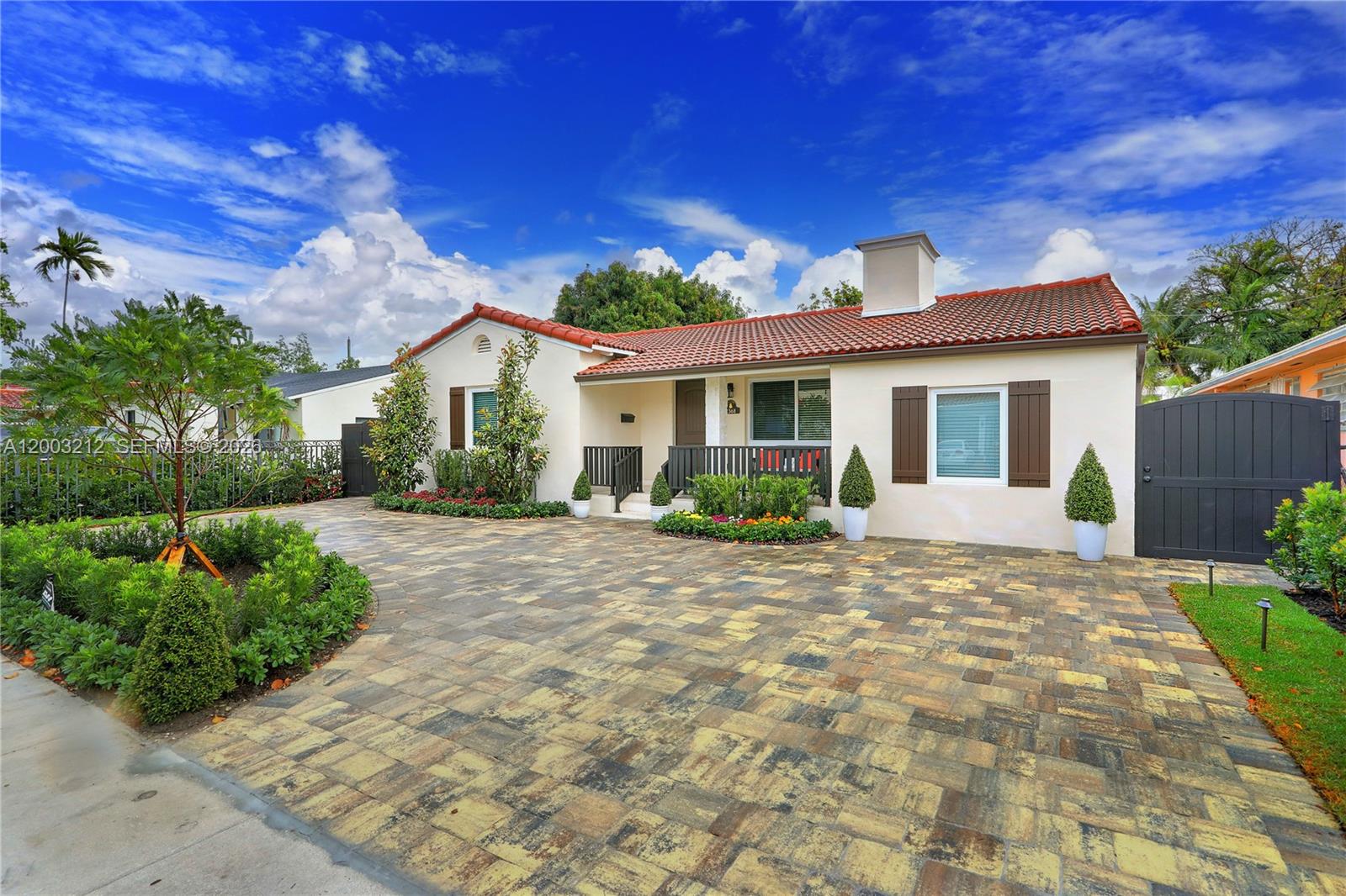 SOUTH VEDADO - Residential Lease