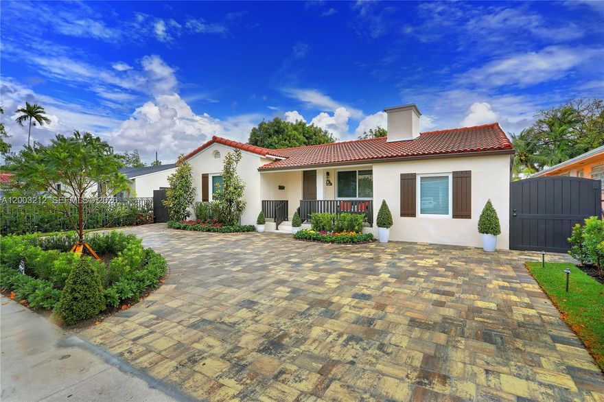 Efficiency for rent. Completely remodeled unit in an amazing neighborhood located only steps from Coral Way. Great unit for 1 person with bathroom, closet, wall AC, kitchenette, furnished. Water, electricity, and internet included. No pets.