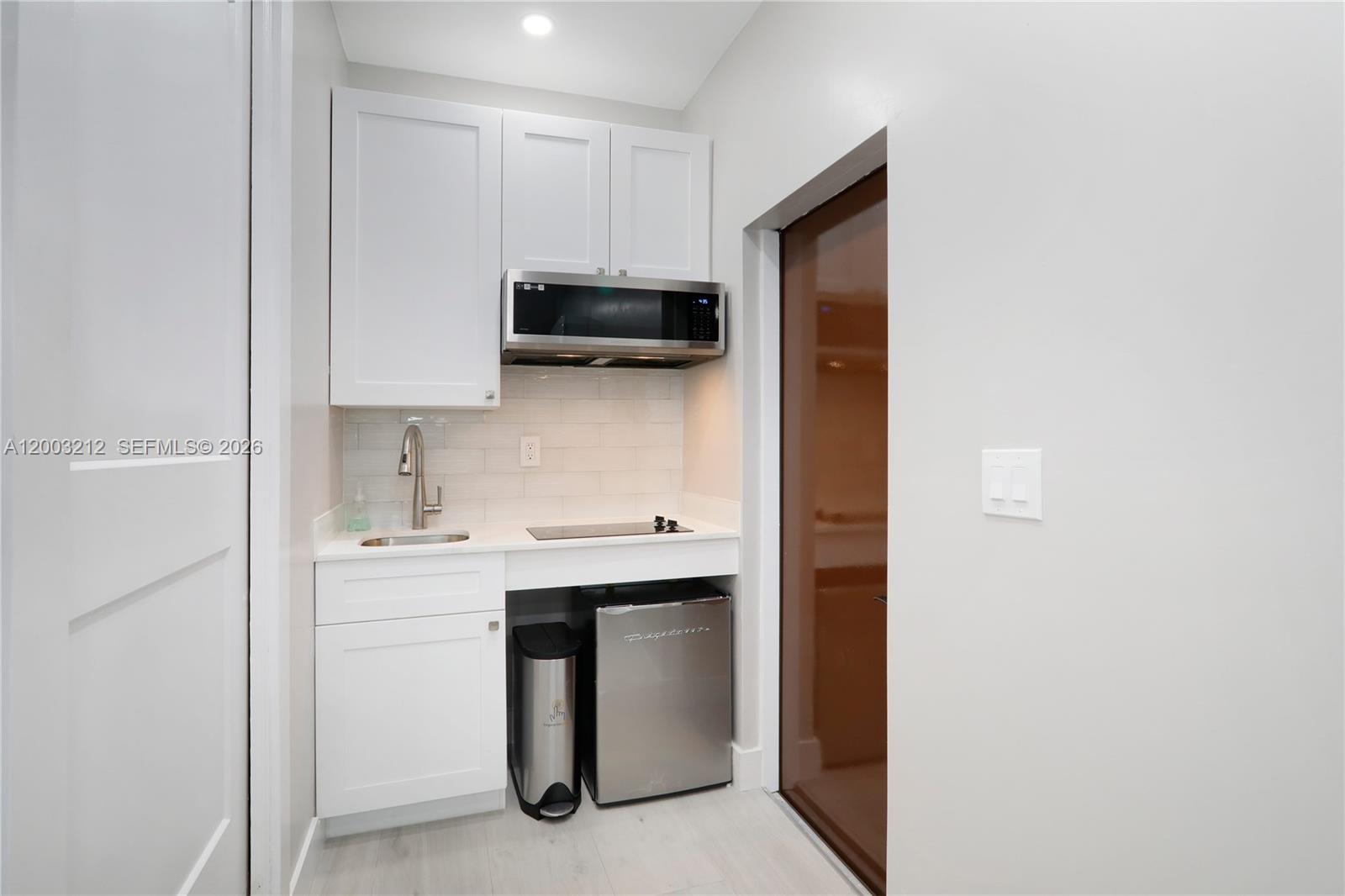 2368 SW 21st St Side