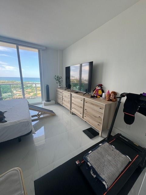 OCEANVIEW BUILDING B COND - Residential