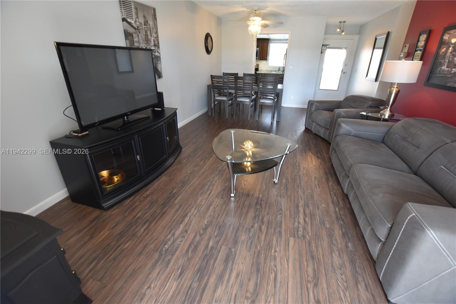 CRESTHAVEN VILLAS 16 COND - Residential