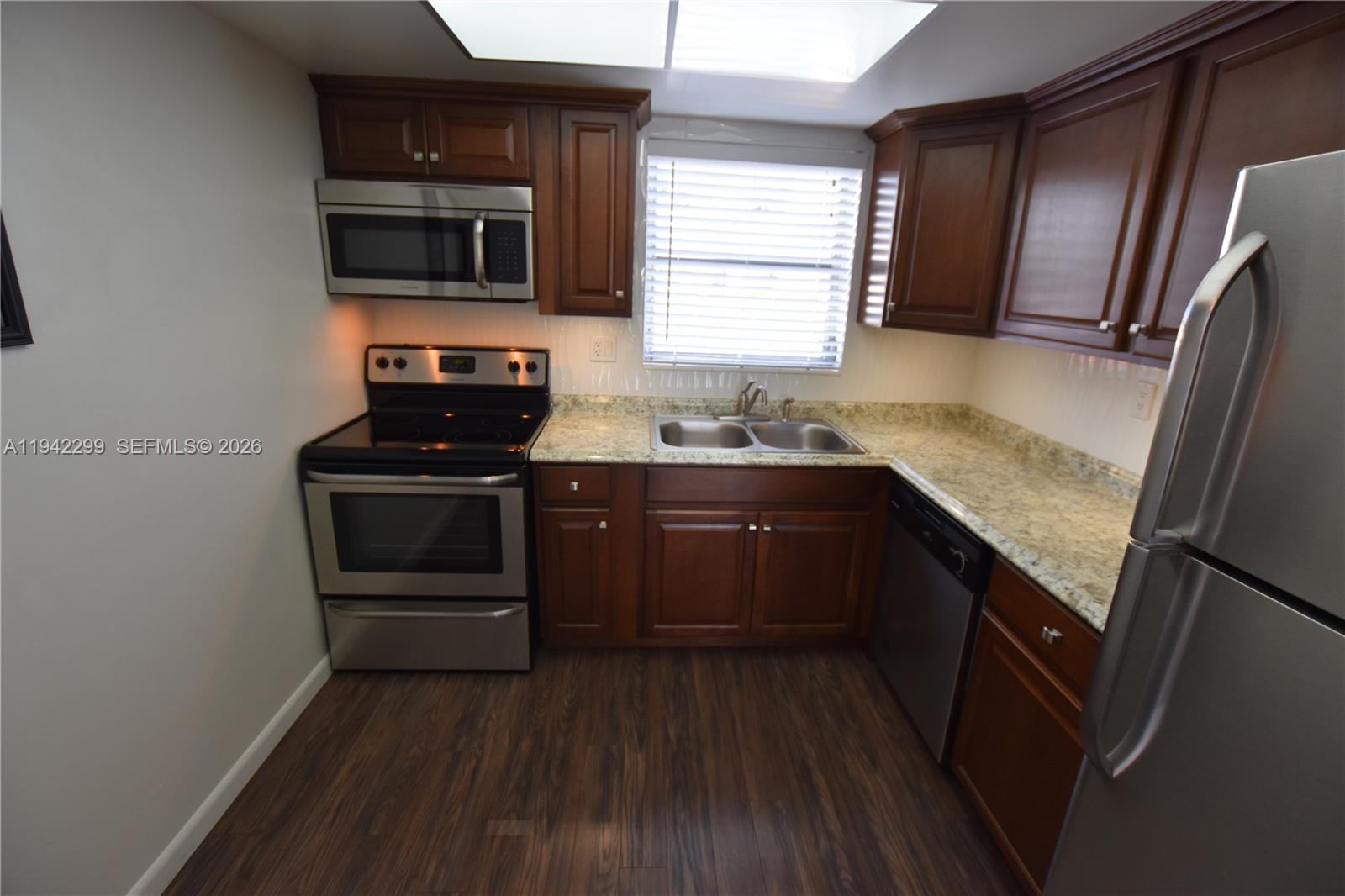 2852 W Crosley Drive G