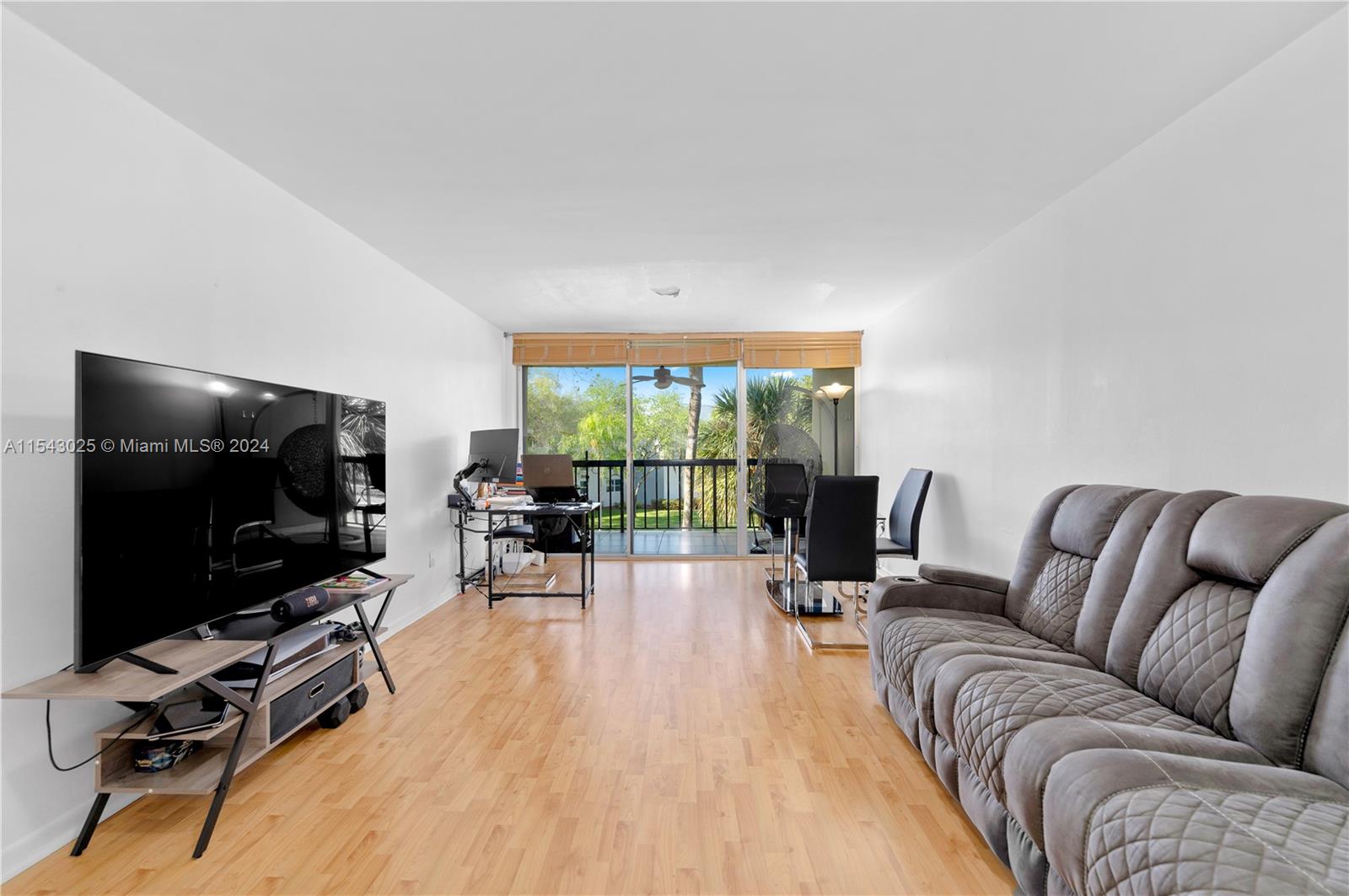 GARDENS OF KENDALL SO CON - Residential