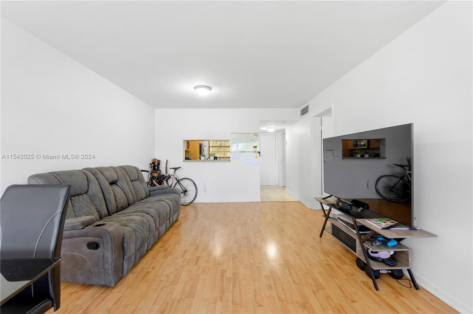 GARDENS OF KENDALL SO CON - Residential