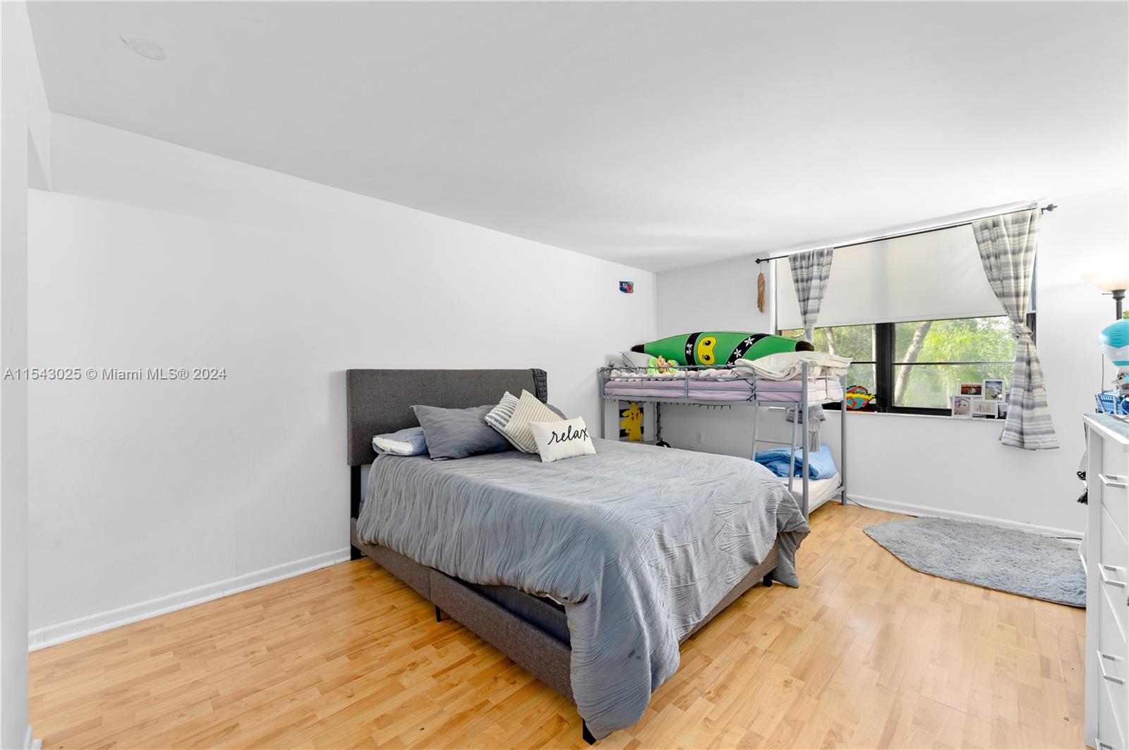GARDENS OF KENDALL SO CON - Residential