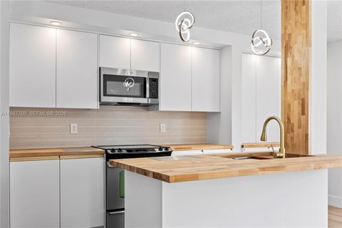 Photo of 7511 S Oriole Blvd #201, Delray Beach, FL 33446 (MLS # A11967700)