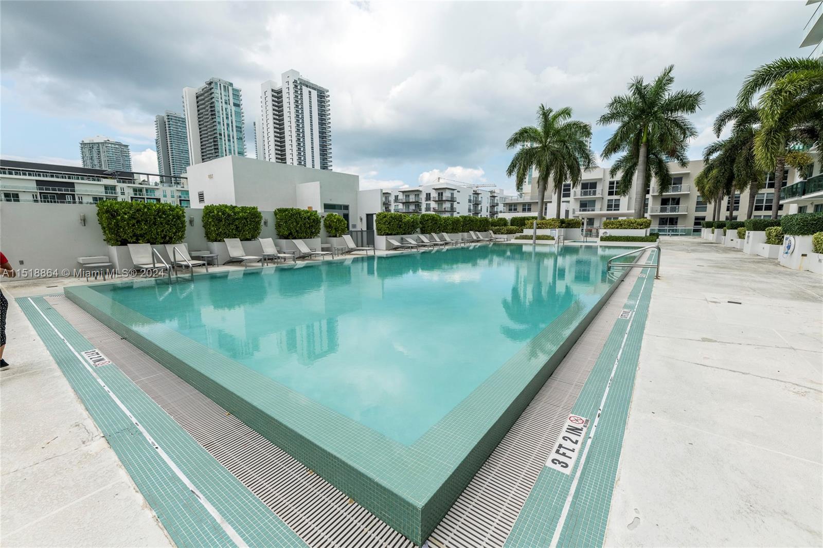 GALLERY ART CONDO - Residential Lease