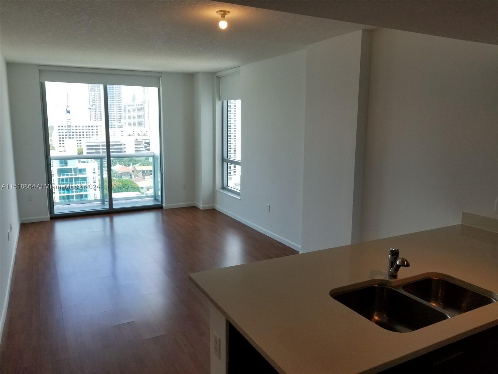 GALLERY ART CONDO - Residential Lease