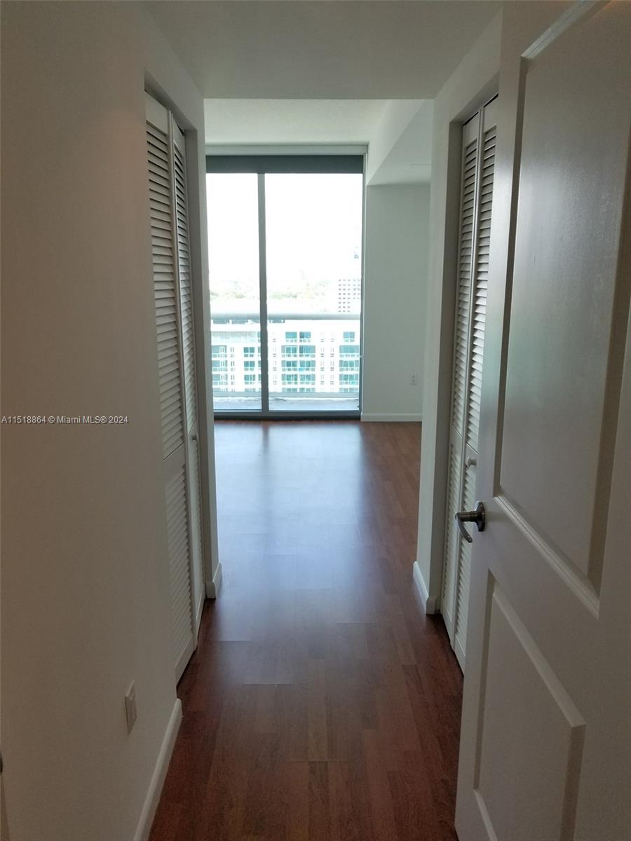 GALLERY ART CONDO - Residential Lease