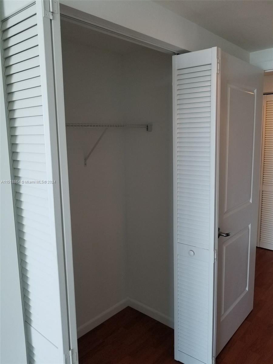 GALLERY ART CONDO - Residential Lease