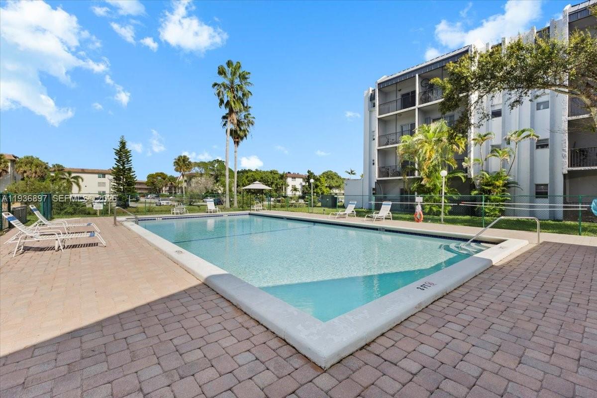 VILLAGE SQUARE CONDO - Residential