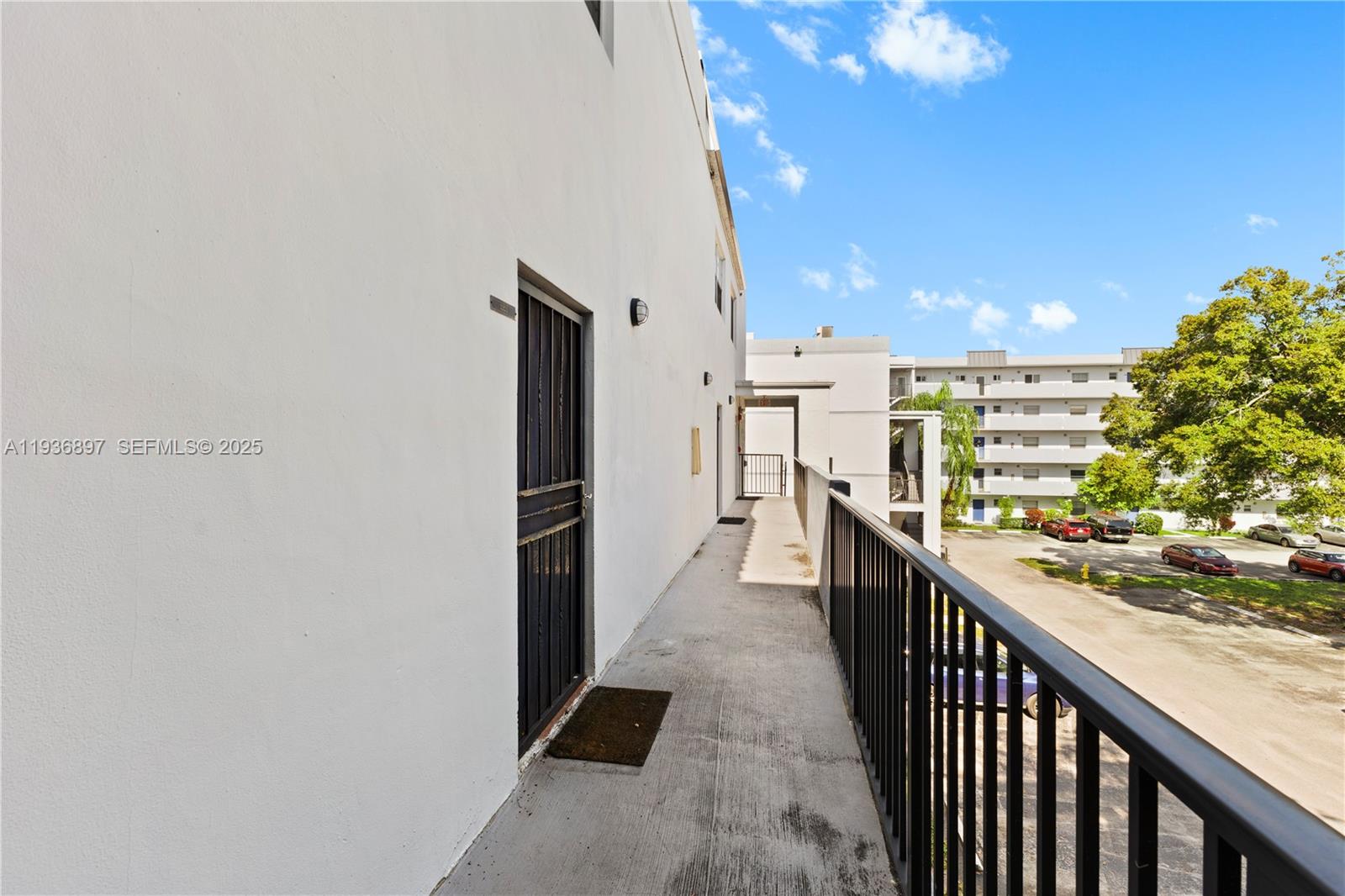 VILLAGE SQUARE CONDO - Residential