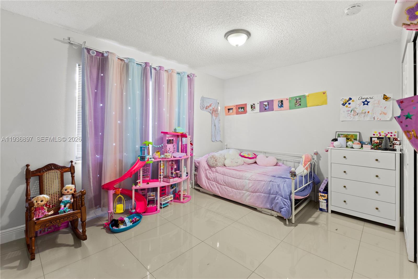 VILLAGE SQUARE CONDO - Residential