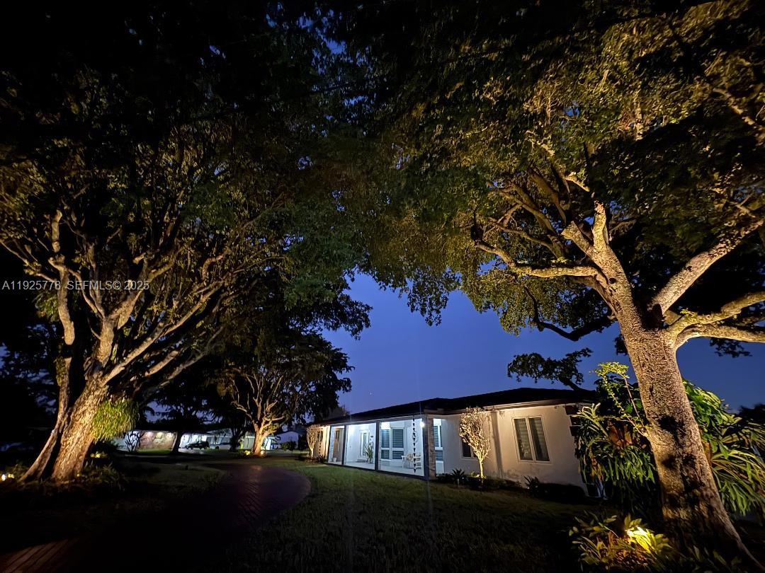 COUNTRY CLUB OF MIAMI EST - Residential