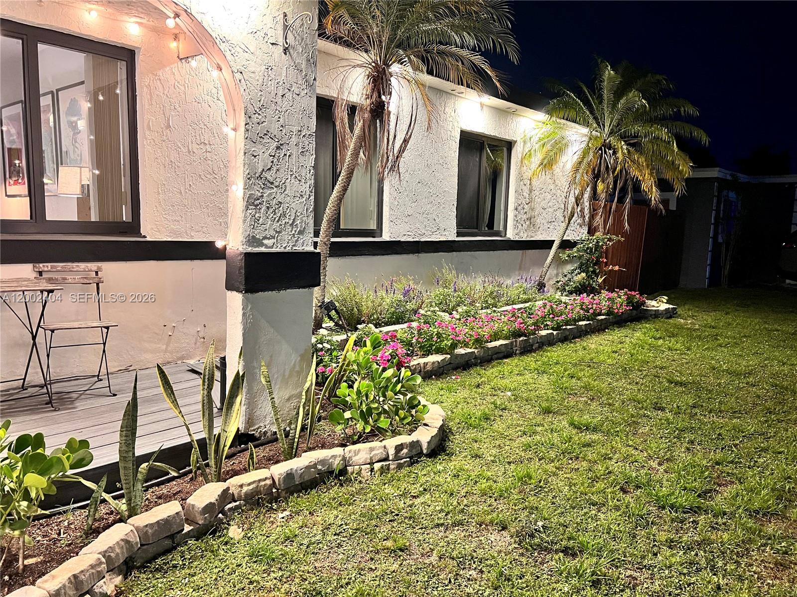 MIAMI MODERN MANORS - Residential Lease