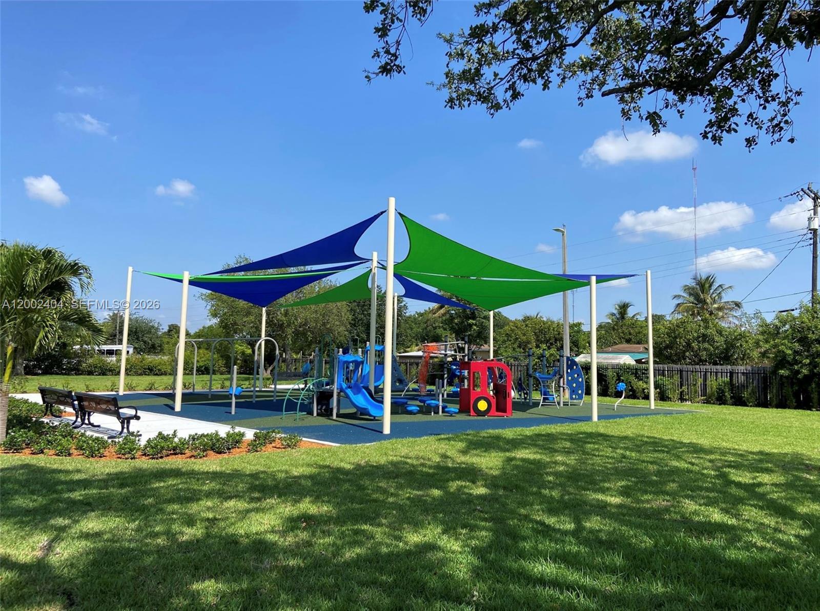 MIAMI MODERN MANORS - Residential Lease