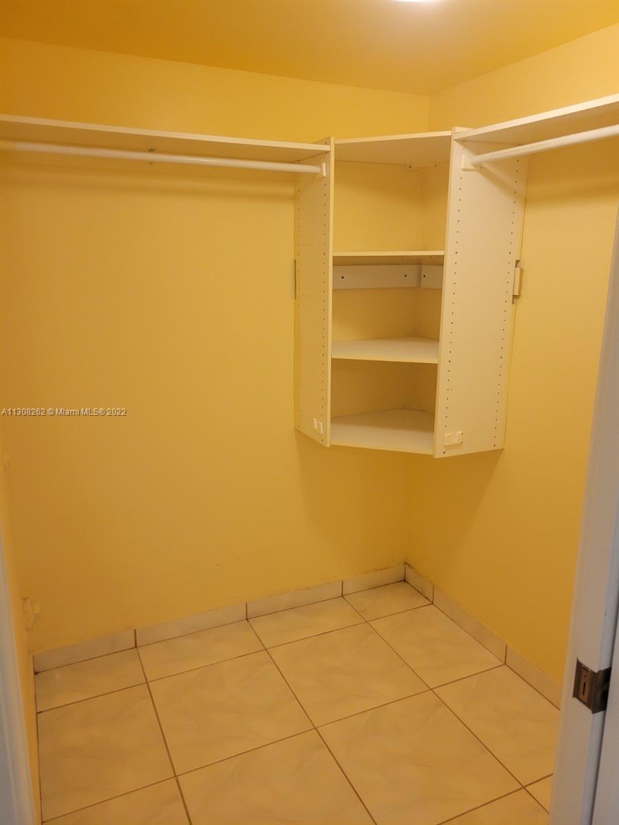 CYPRESS CHASE NORTH NO 4 - Residential Lease