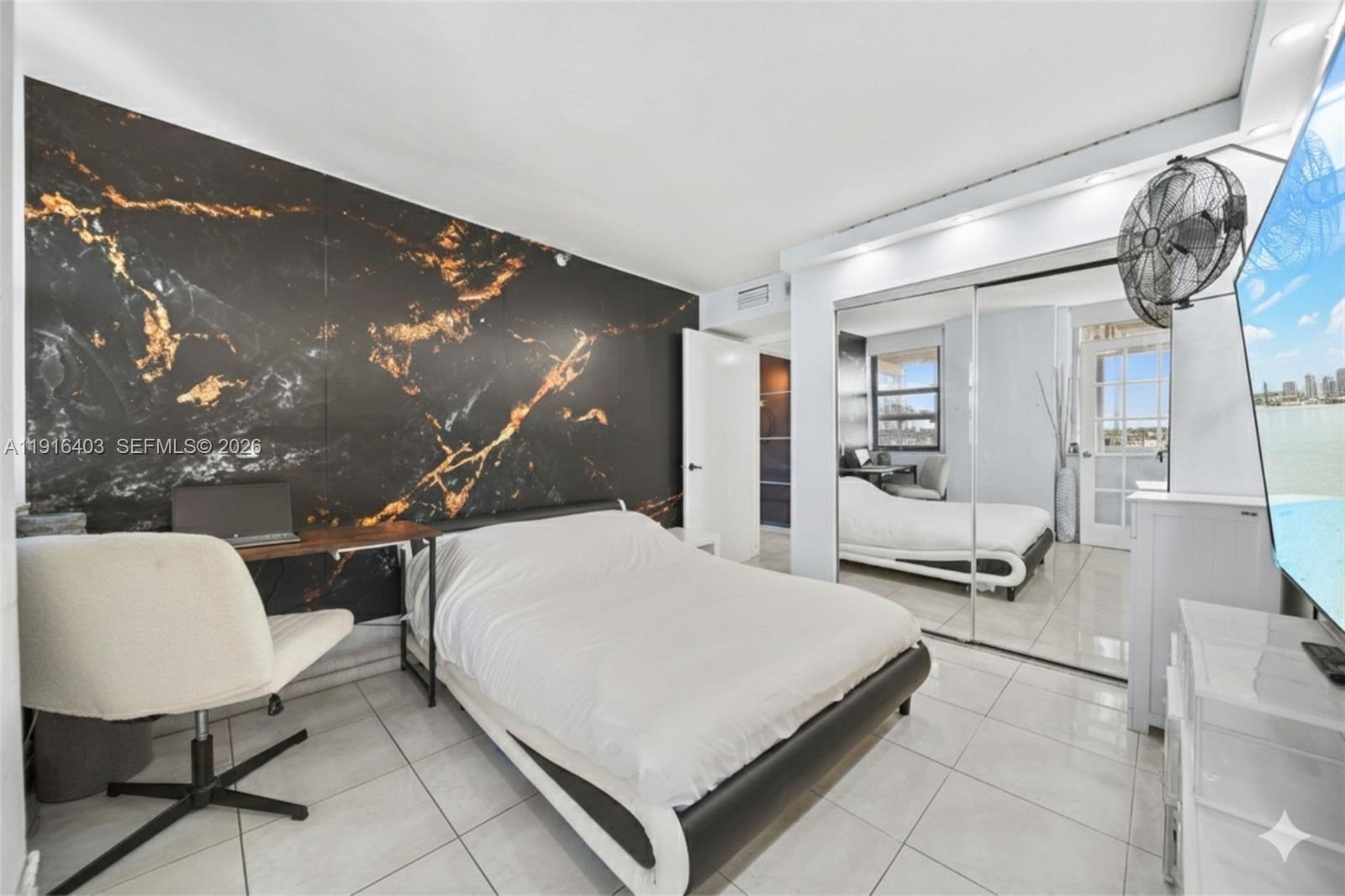 LE TRIANON CONDO - Residential