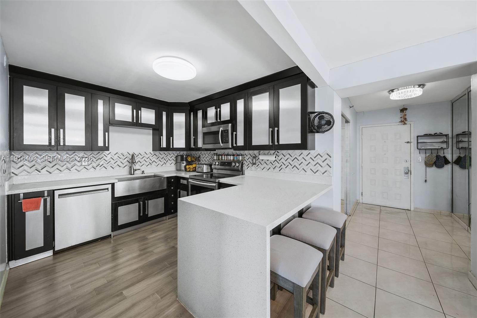 LE TRIANON CONDO - Residential