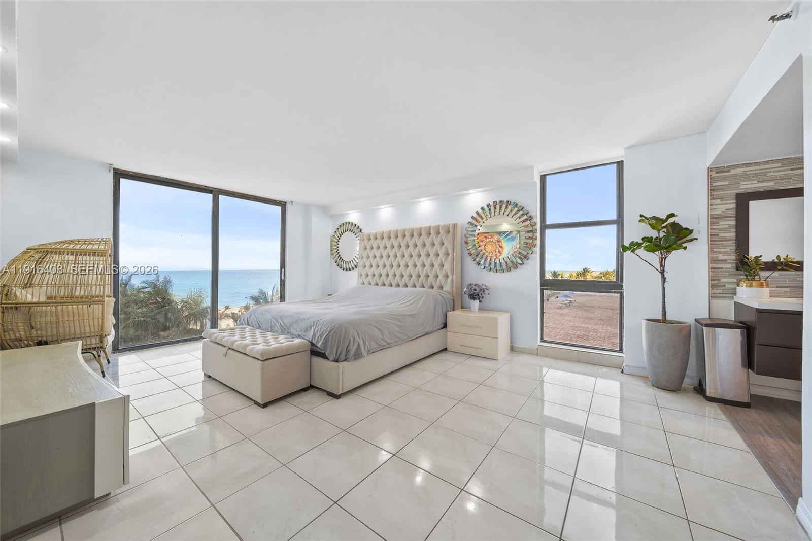 LE TRIANON CONDO - Residential