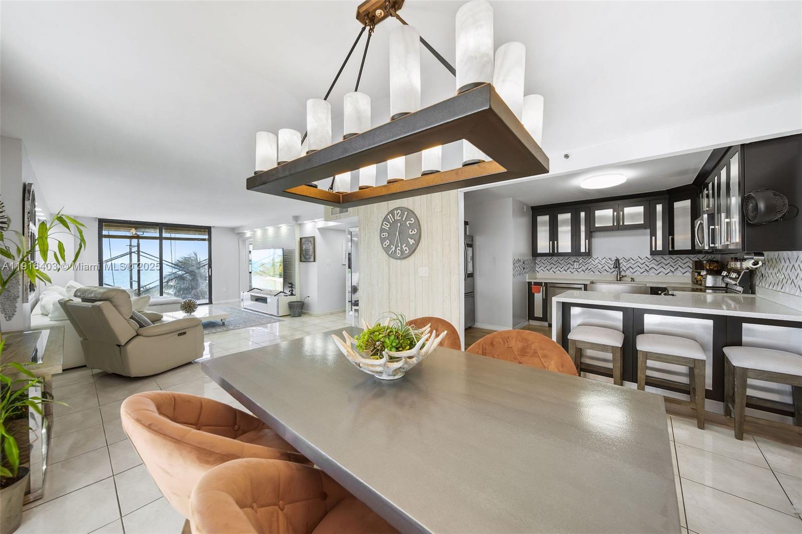 LE TRIANON CONDO - Residential