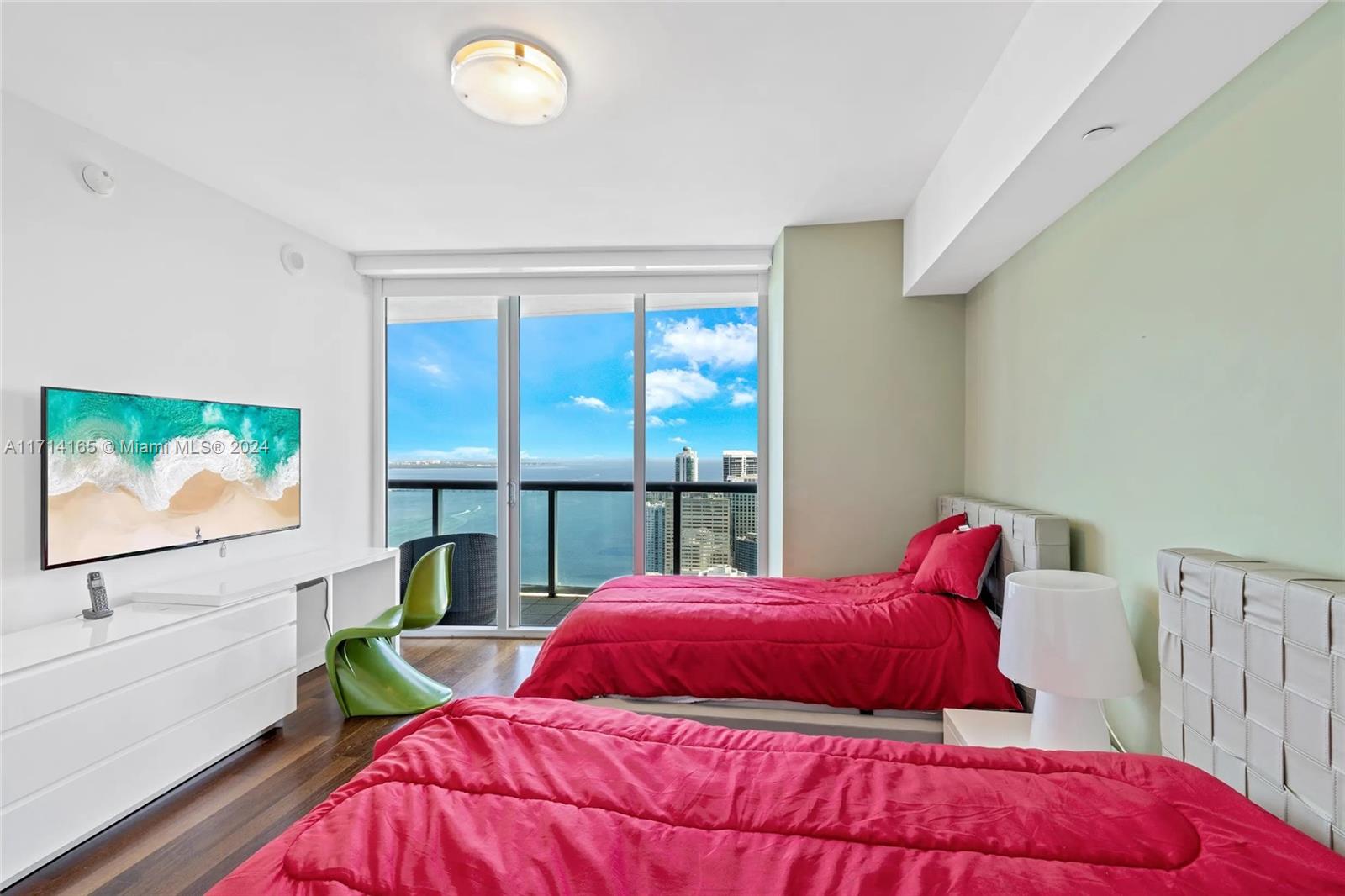 ICON BRICKELL NO TWO - Residential