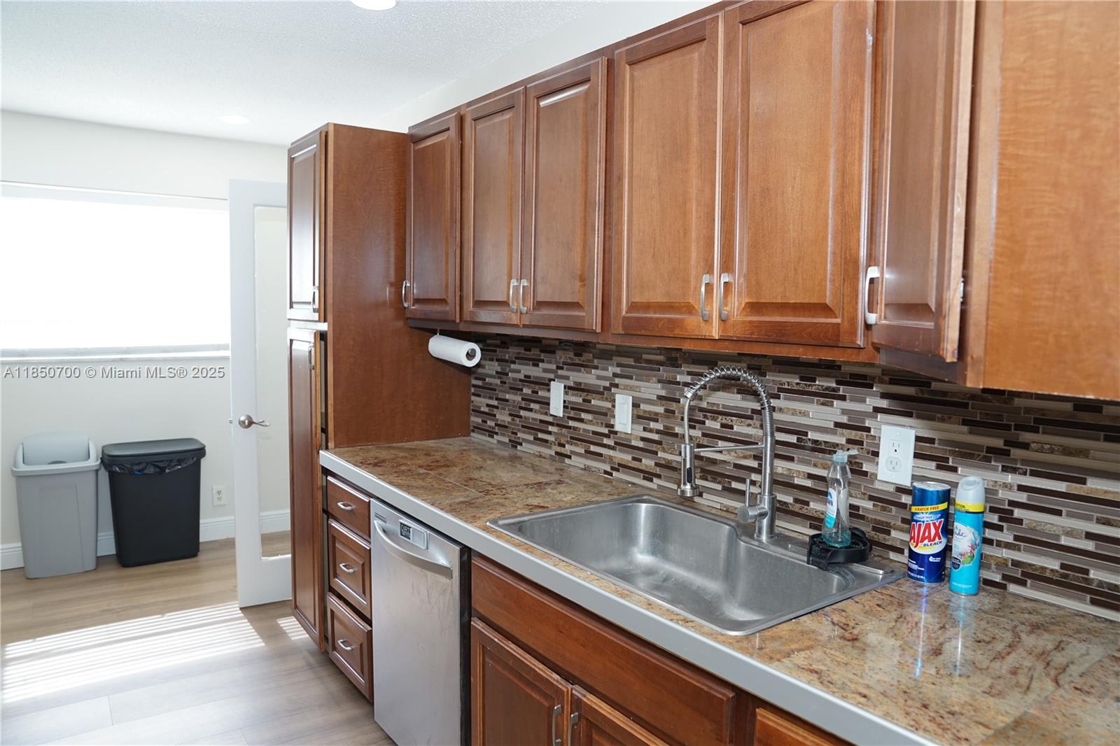 TAMARAC LAKES NORTH 3RD S - Residential