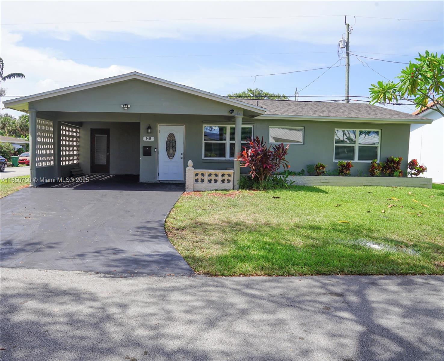 Welcome to this beautifully maintained 3-bedroom, 2-bathroom single-family home in the heart of Tamarac.
Featuring a split floor plan, this home offers spacious privacy with generously sized bedrooms.
The updated kitchen features modern finishes perfect for cooking and entertaining. Enjoy peace of mind with updated electrical and a 2025 roof, adding both safety and value. Step outside to your private oasis—an expansive tiled area in the backyard ideal for weekend relaxation.
Located just minutes from the beach, downtown Fort Lauderdale, Las Olas Boulevard, along with easy access to i95, as well as nearby grocers, top-rated restaurants, this home offers convenience and charm.