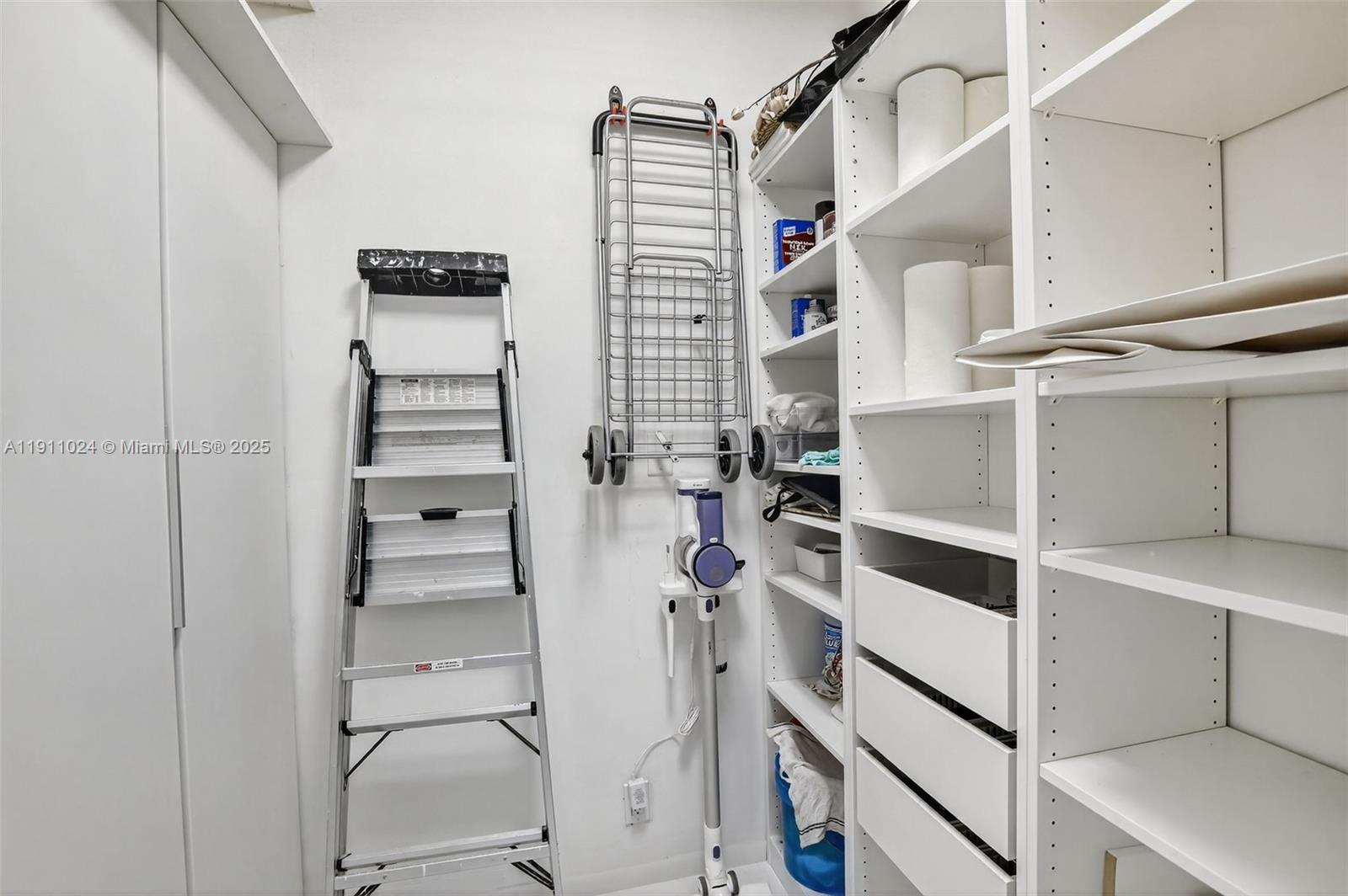 CORONADO CONDO - TOWER I - Residential