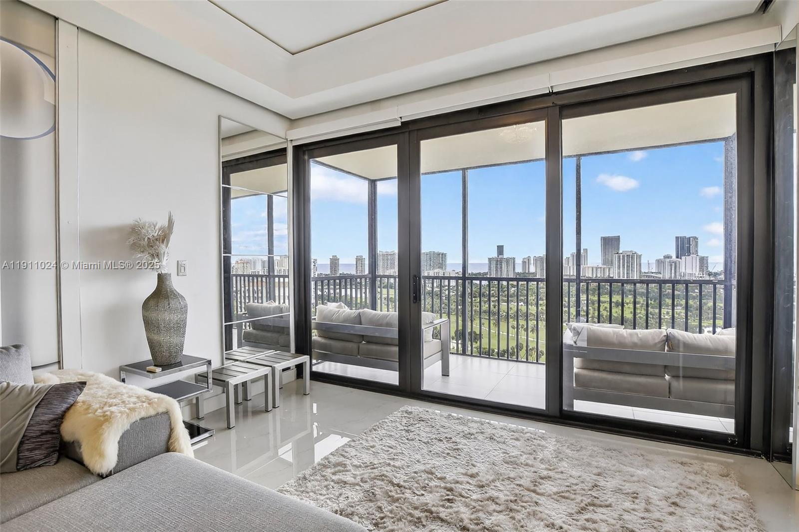 CORONADO CONDO - TOWER I - Residential