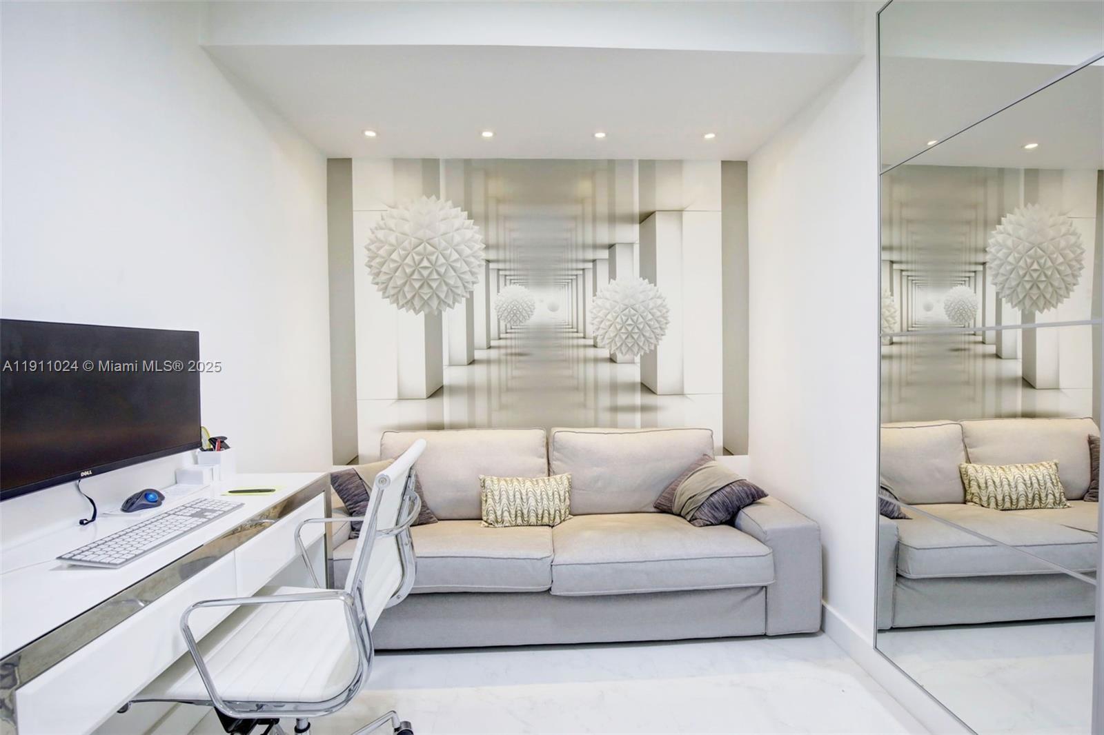 CORONADO CONDO - TOWER I - Residential