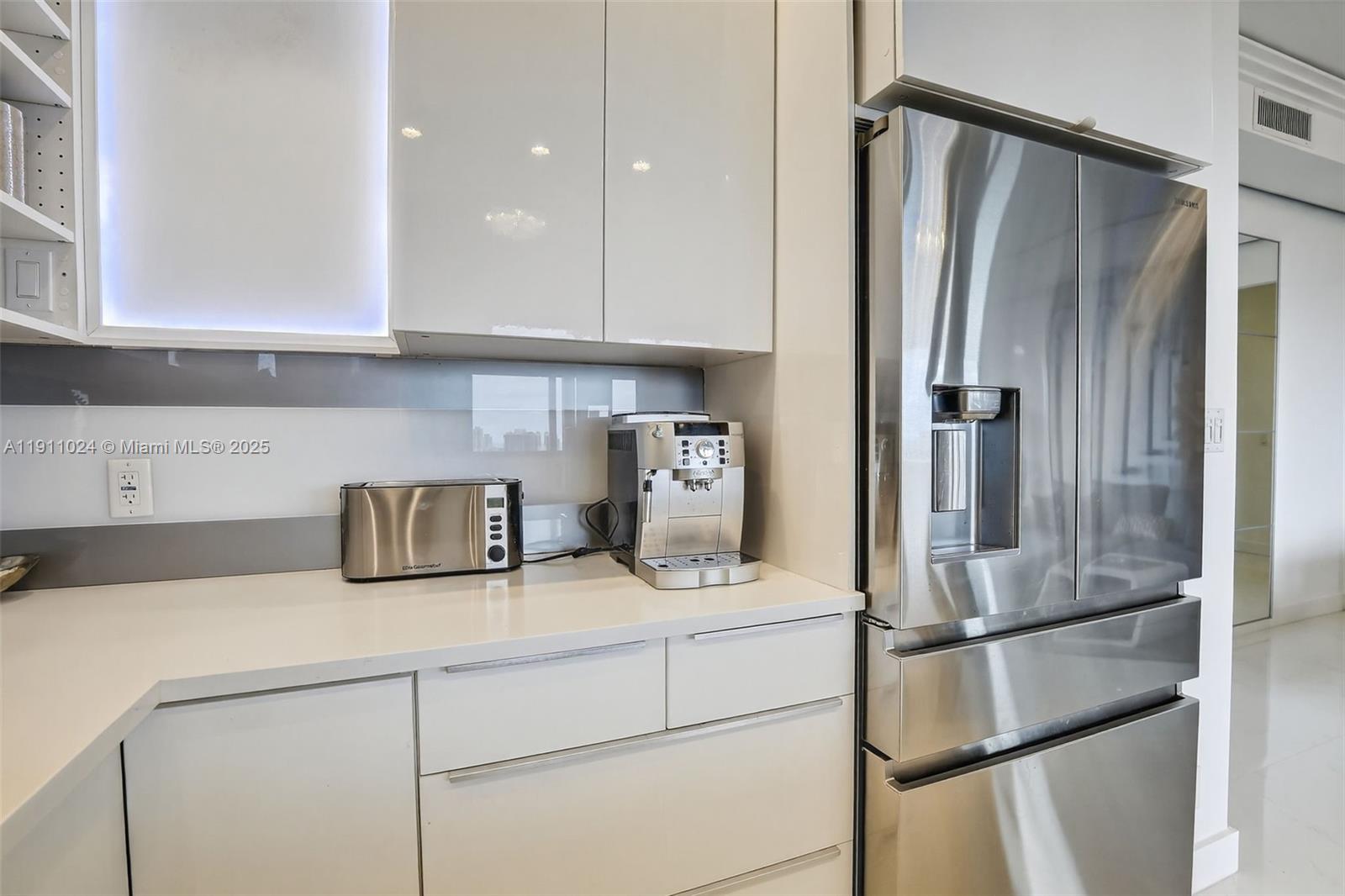 CORONADO CONDO - TOWER I - Residential