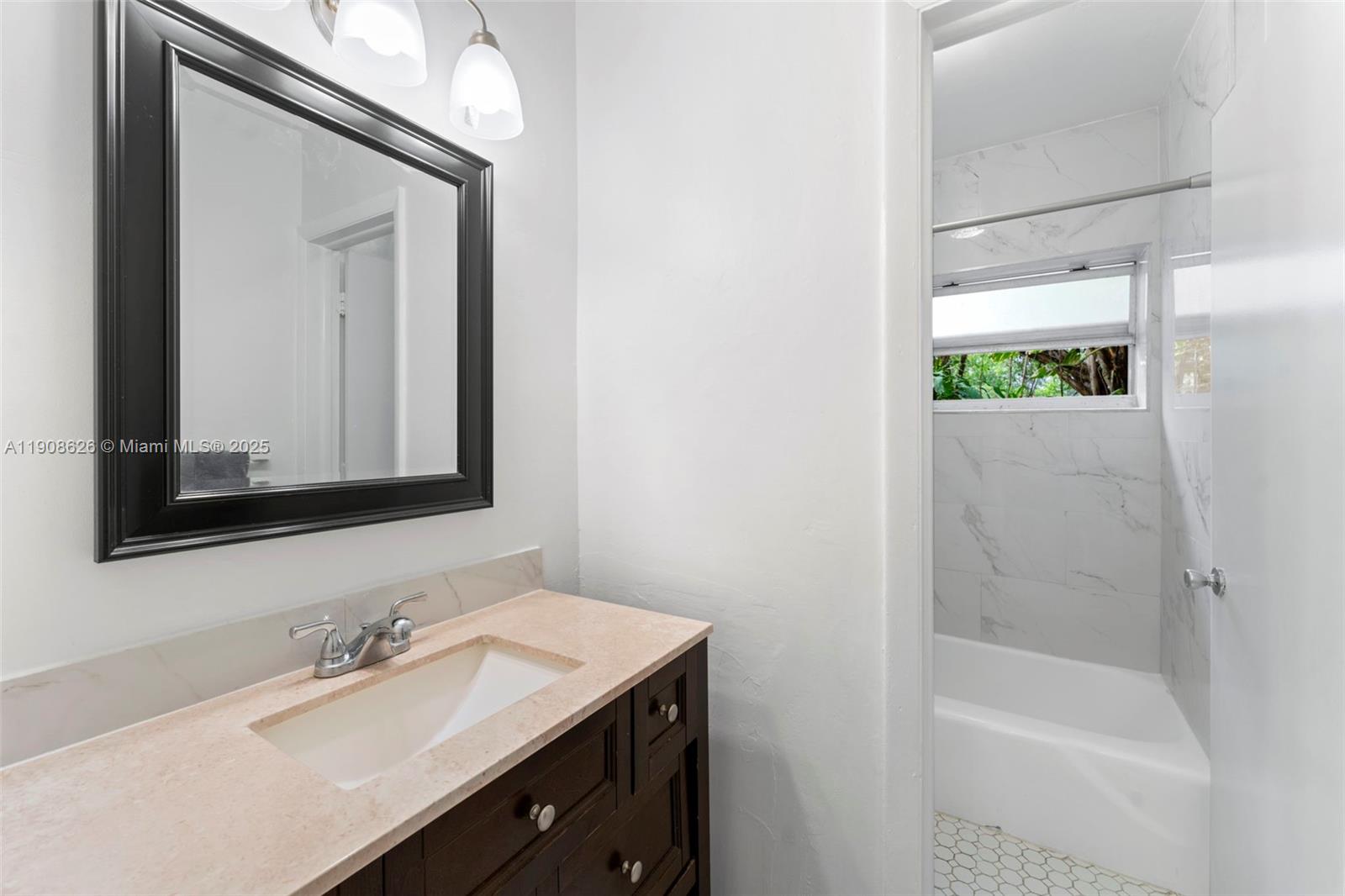 HIDDEN WATERS CONDO - Residential Lease