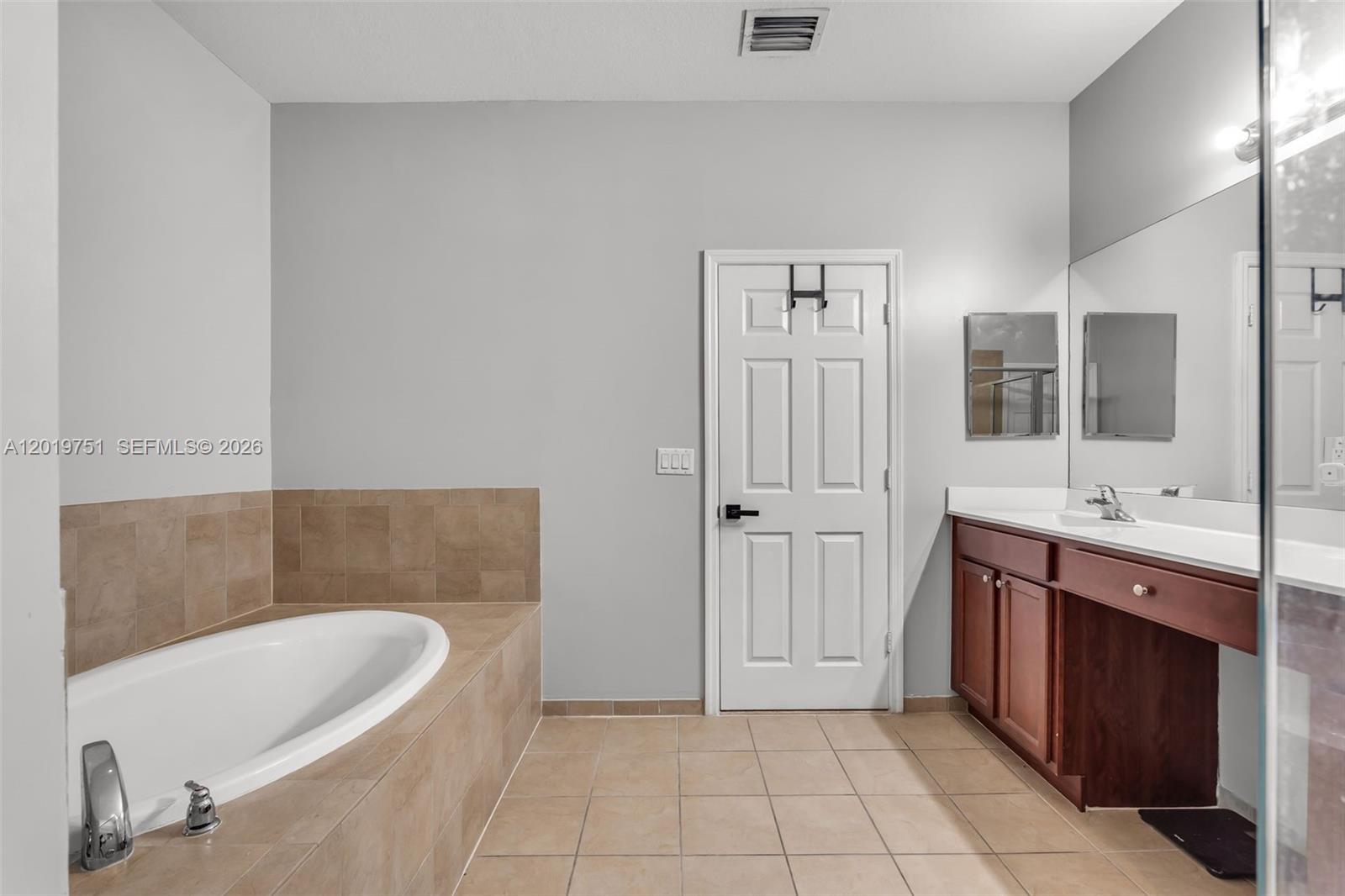 BAYWINDS AT COZUMEL - Residential