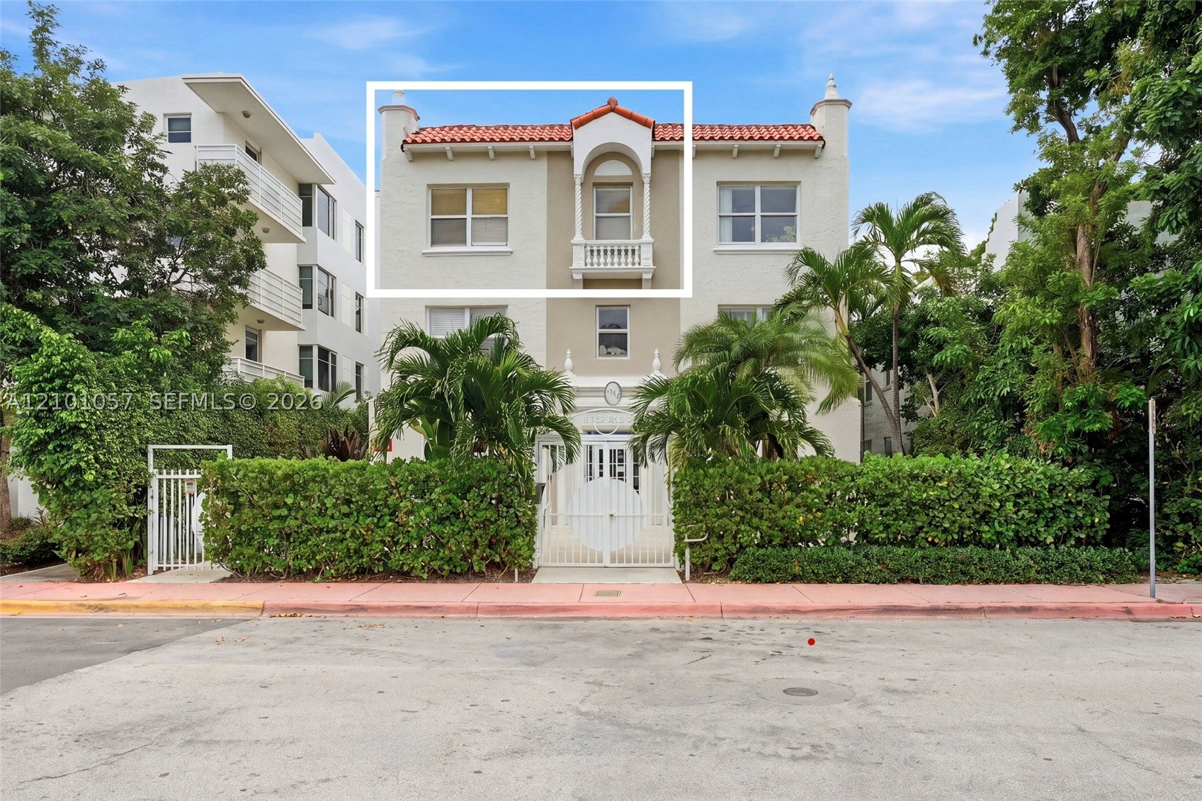 1542 Drexel Ave 301