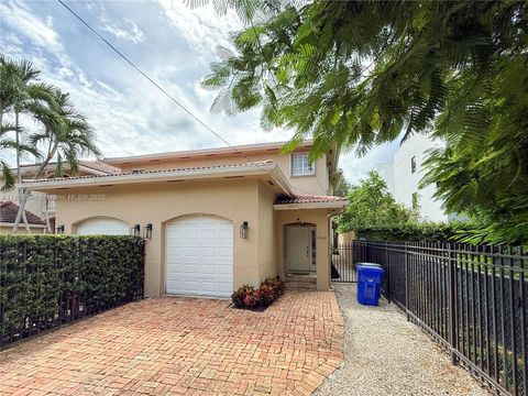 3022 Indiana St 3022 Miami FL 33133