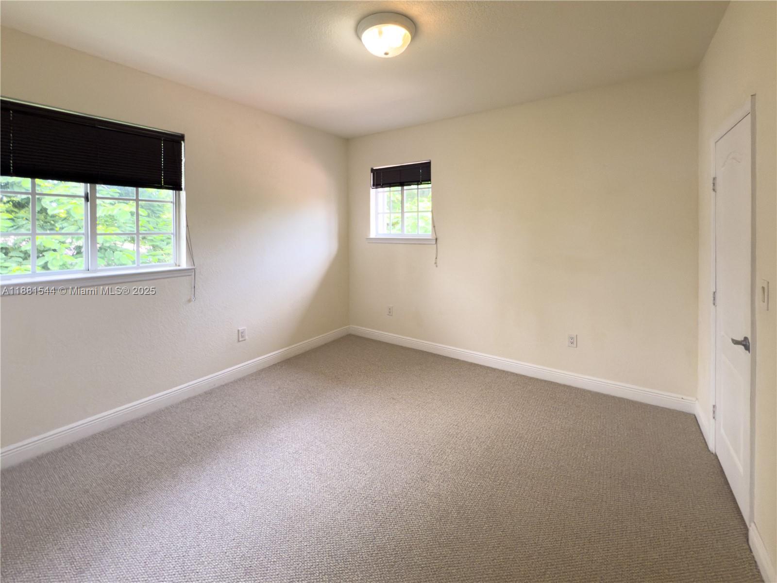 INDIANA GROVE CONDO - Residential Lease