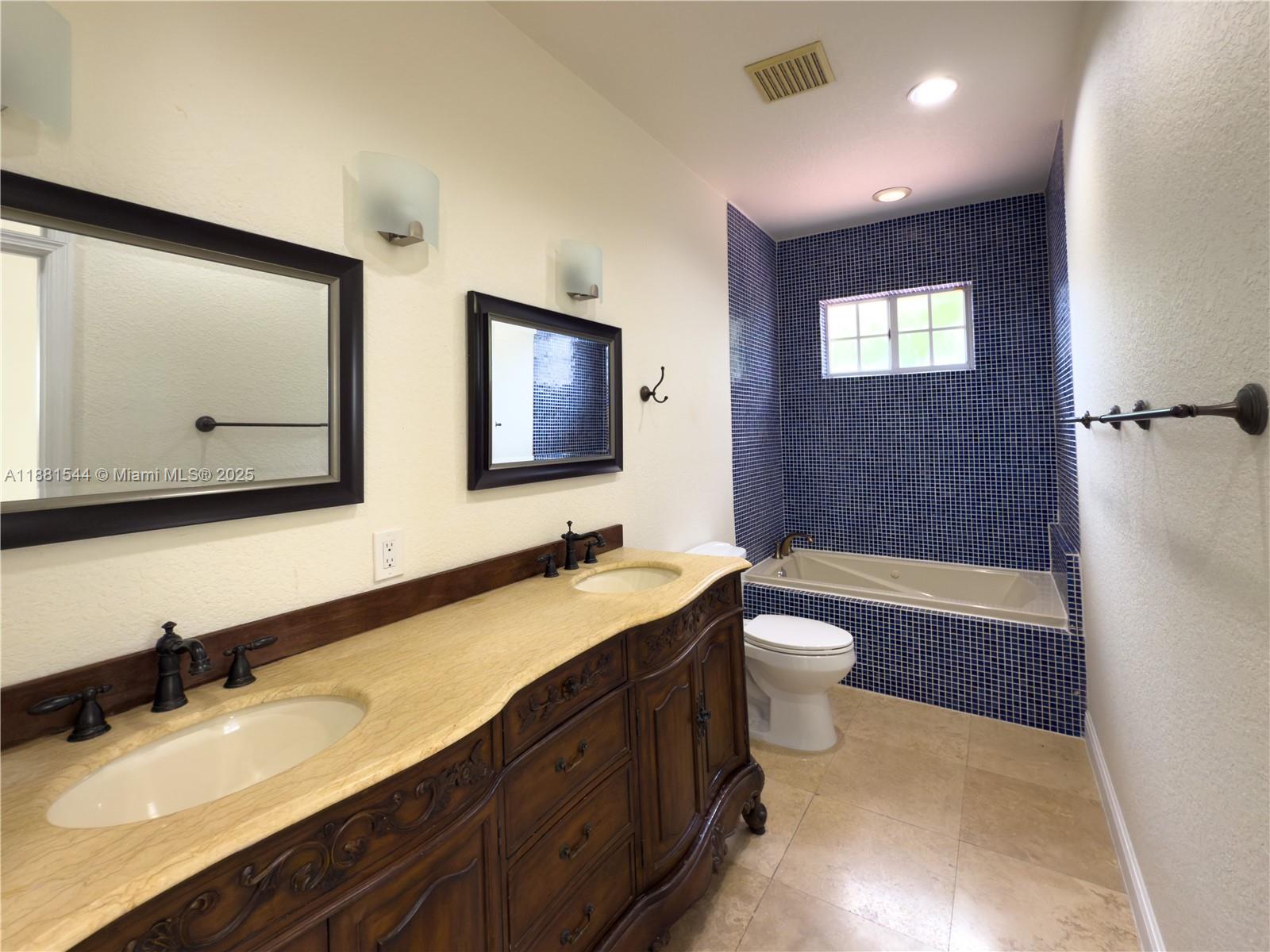 INDIANA GROVE CONDO - Residential Lease