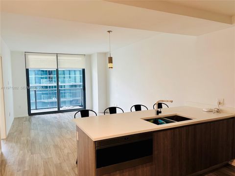 801 S Miami Ave 2208 Miami FL 33130