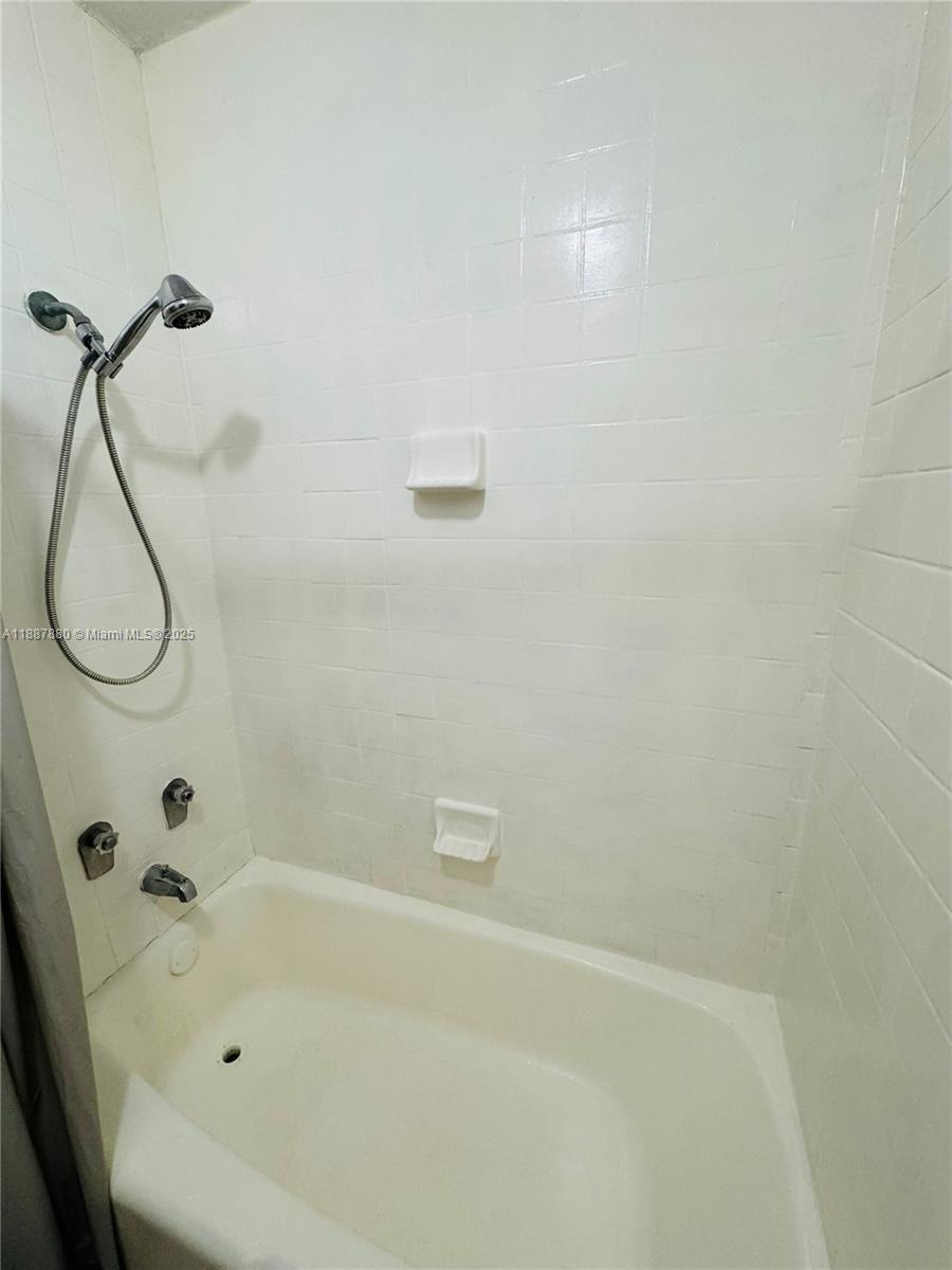 Tropicana Resort - Residential