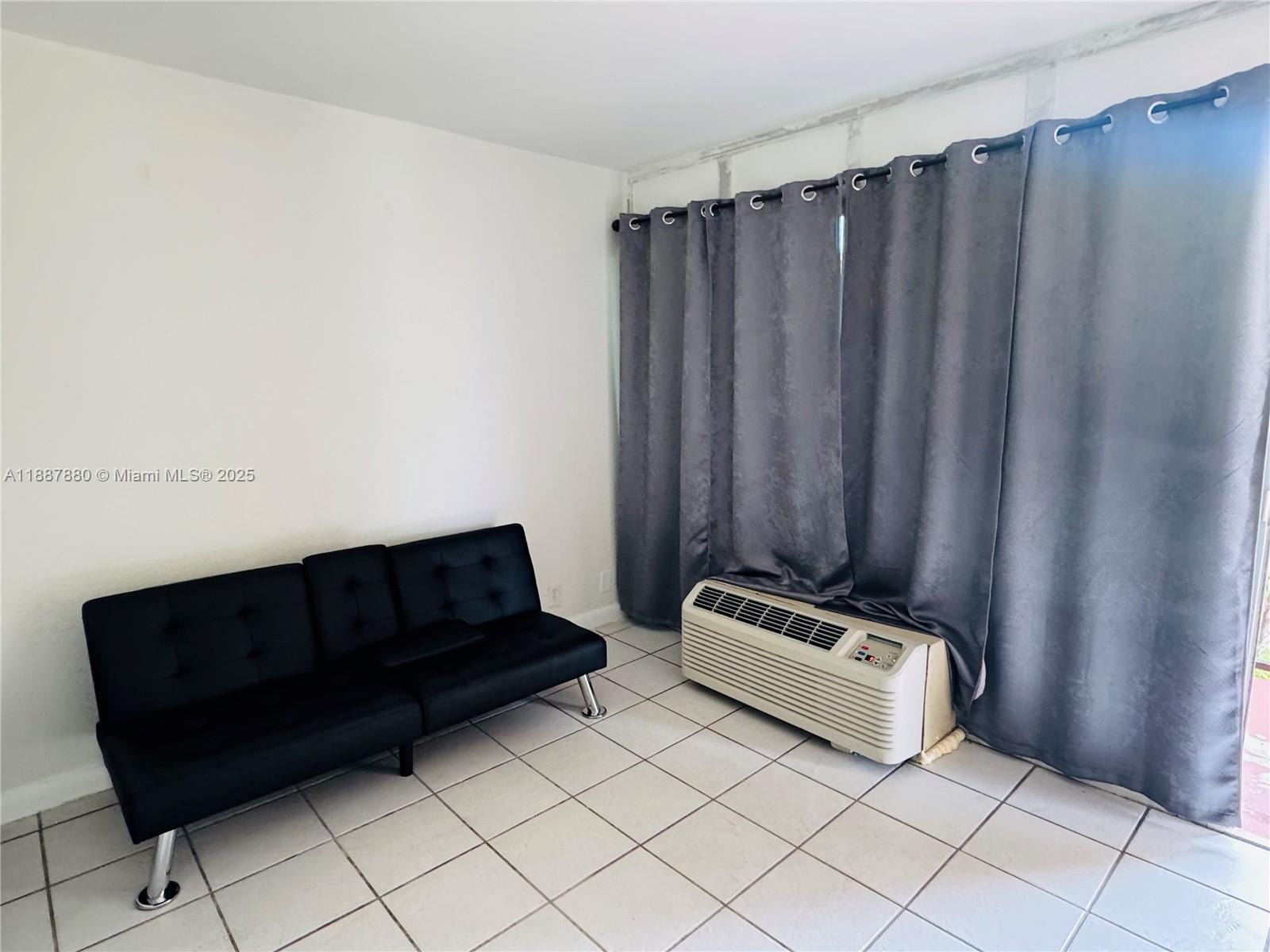 Tropicana Resort - Residential