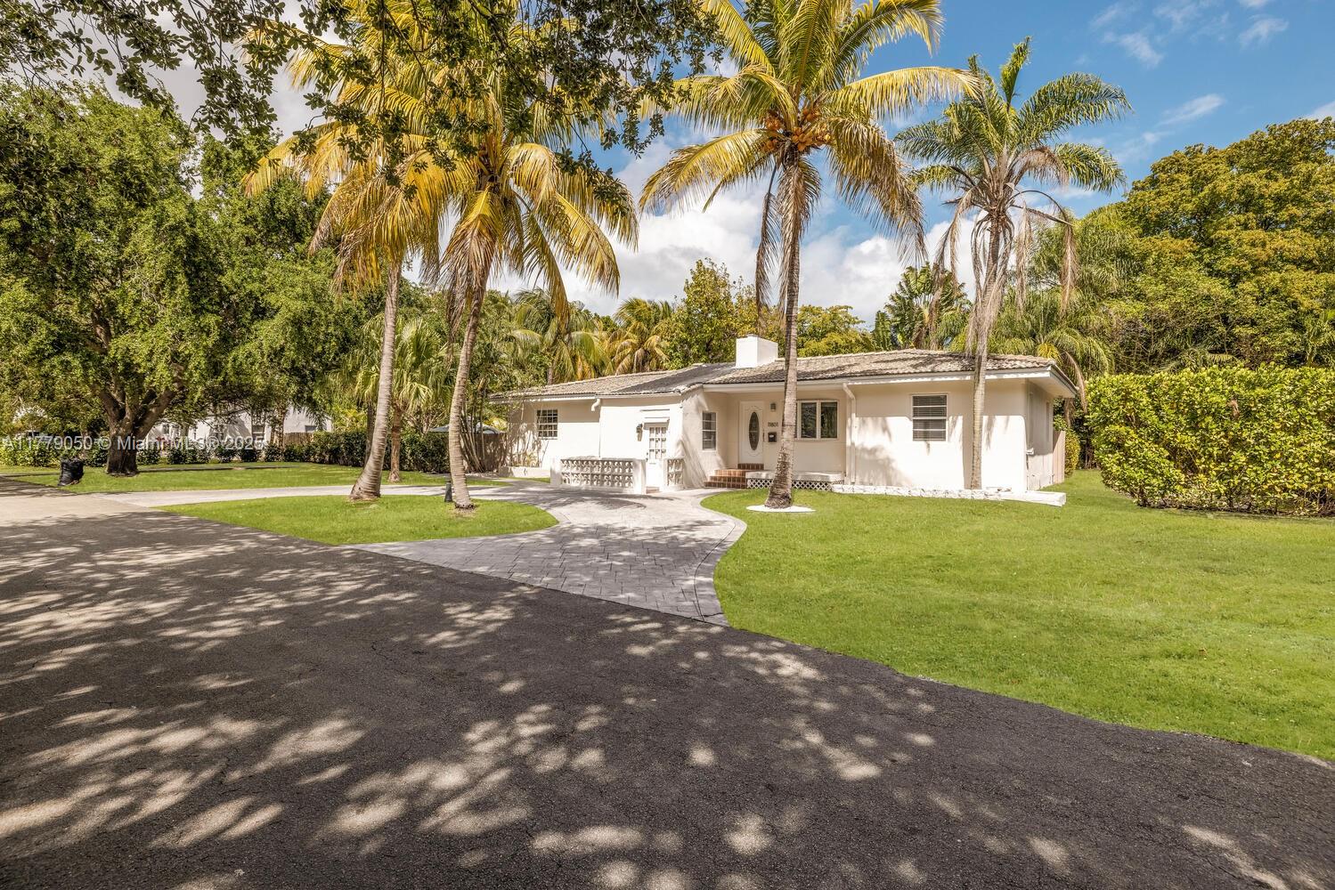 Rental Property at 11801 Ne 11 Ave South, Biscayne Park, Miami-Dade County, Florida - Bedrooms: 3 
Bathrooms: 2  - $5,500 MO.