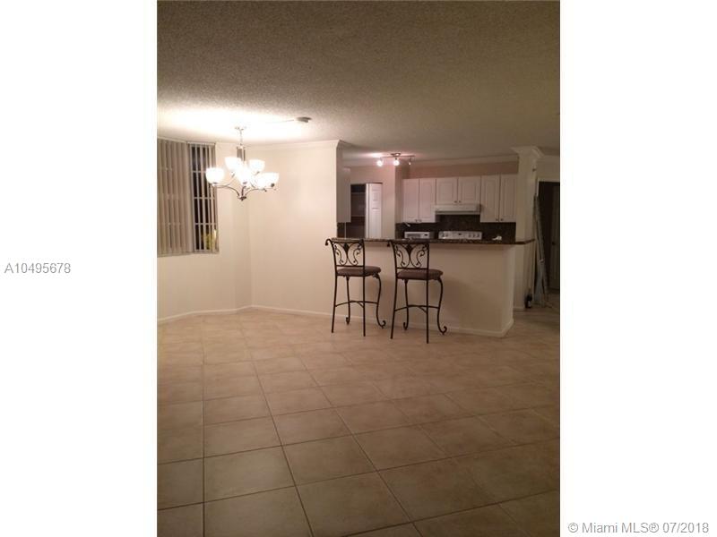 THE YACHT CLUB AD AVENTURA - Residential Lease